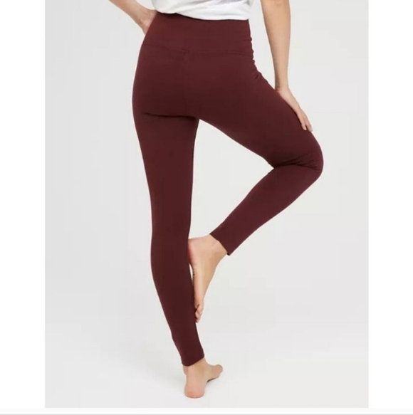 💚5/$25 OFFLINE By Aerie OG High Waisted Burgunday Legging Size Medium - Picture 2 of 7